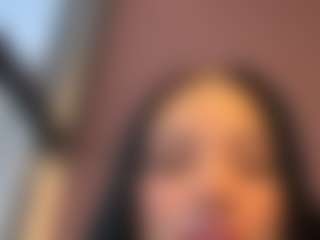 Kira Lopez's Live Sex Cam Show