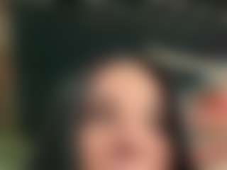 Kira Lopez's Live Sex Cam Show