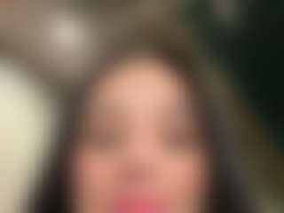 Kira Lopez's Live Sex Cam Show