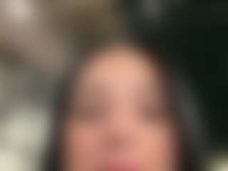 Kira Lopez's Live Sex Cam Show