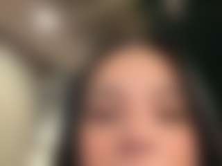 Kira Lopez's Live Sex Cam Show