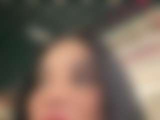 Kira Lopez's Live Sex Cam Show