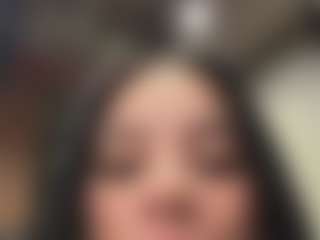 Kira Lopez's Live Sex Cam Show