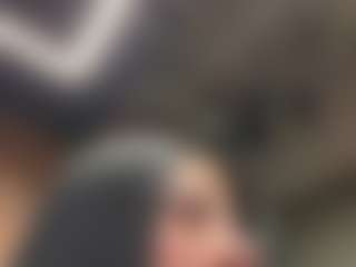 Live cam show with Kira Lopez - Gag on Soda Cam