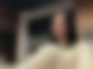 Kira Lopez's Live Sex Cam Show