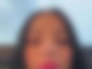 Kira Lopez's Live Sex Cam Show