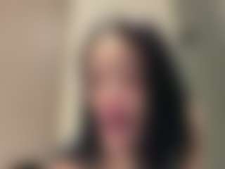 Kira Lopez's Live Sex Cam Show