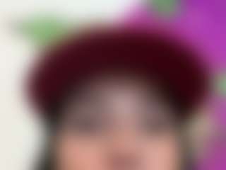 Kira Lopez's Live Sex Cam Show
