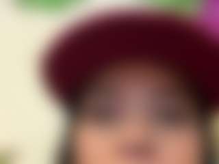 Kira Lopez's Live Sex Cam Show