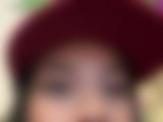 Kira Lopez's Live Sex Cam Show