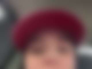 Kira Lopez's Live Sex Cam Show