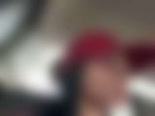 Kira Lopez's Live Sex Cam Show