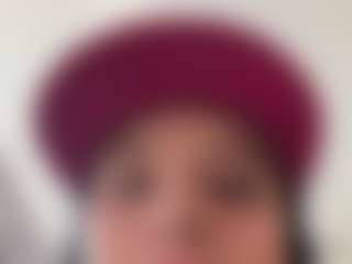 Kira Lopez's Live Sex Cam Show