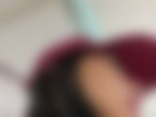 Kira Lopez's Live Sex Cam Show