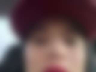 Kira Lopez's Live Sex Cam Show
