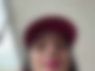Kira Lopez's Live Sex Cam Show