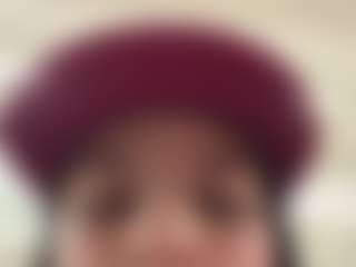 Kira Lopez's Live Sex Cam Show