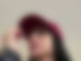 Live cam show with Kira Lopez - Young Adult on CamwithHer