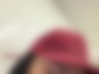 Kira Lopez's Live Sex Cam Show