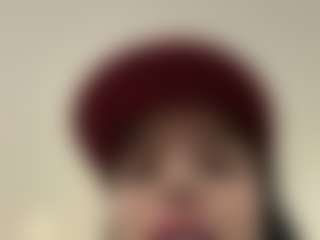 Live cam show with Kira Lopez - Asian Squirt on Fling VIP Chat