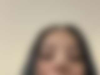 Kira Lopez's Live Sex Cam Show