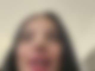 Kira Lopez's Live Sex Cam Show