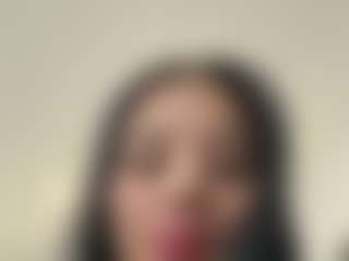 Kira Lopez's Live Sex Cam Show