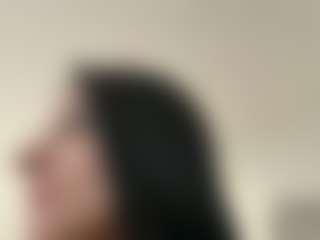Kira Lopez's Live Sex Cam Show