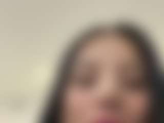 Kira Lopez's Live Sex Cam Show