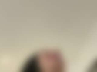 Kira Lopez's Live Sex Cam Show