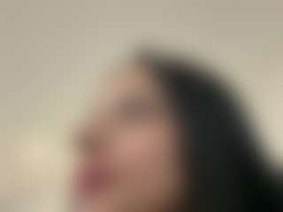 Kira Lopez's Live Sex Cam Show
