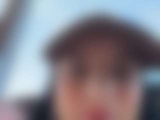 Kira Lopez's Live Sex Cam Show