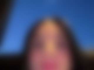 Kira Lopez's Live Sex Cam Show