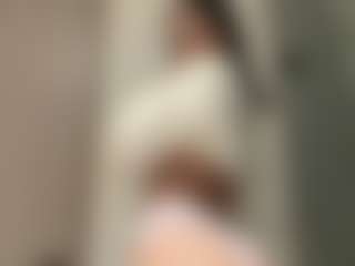 Kira Lopez's Live Sex Cam Show