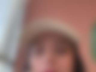 Kira Lopez's Live Sex Cam Show