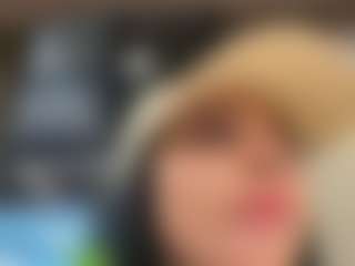 Kira Lopez's Live Sex Cam Show