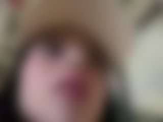 Kira Lopez's Live Sex Cam Show