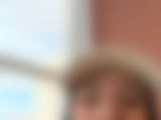 Kira Lopez's Live Sex Cam Show