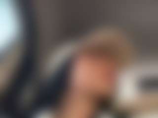 Kira Lopez's Live Sex Cam Show