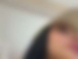 Live cam show with Kira Lopez - Lush Teen (18+) on SpunkLive