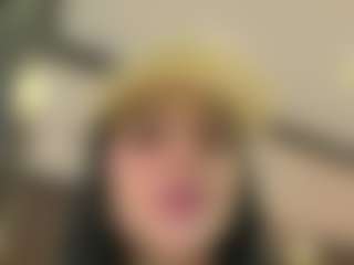 Kira Lopez's Live Sex Cam Show