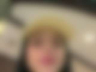 Kira Lopez's Live Sex Cam Show