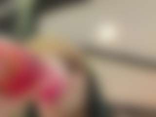 Kira Lopez's Live Sex Cam Show