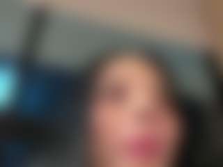 Kira Lopez's Live Sex Cam Show