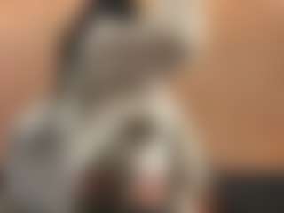 Kira Lopez's Live Sex Cam Show