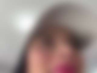 Kira Lopez's Live Sex Cam Show