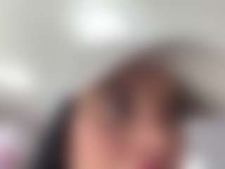 Kira Lopez's Live Sex Cam Show