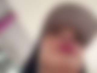 Kira Lopez's Live Sex Cam Show