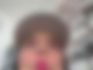 Kira Lopez's Live Sex Cam Show