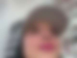 Kira Lopez's Live Sex Cam Show